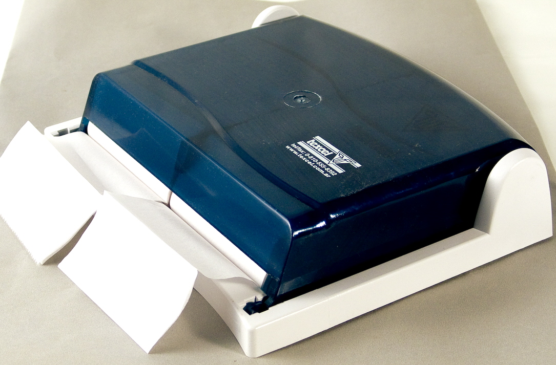 Dispensador higiénico intercalado doble - Imagen 5