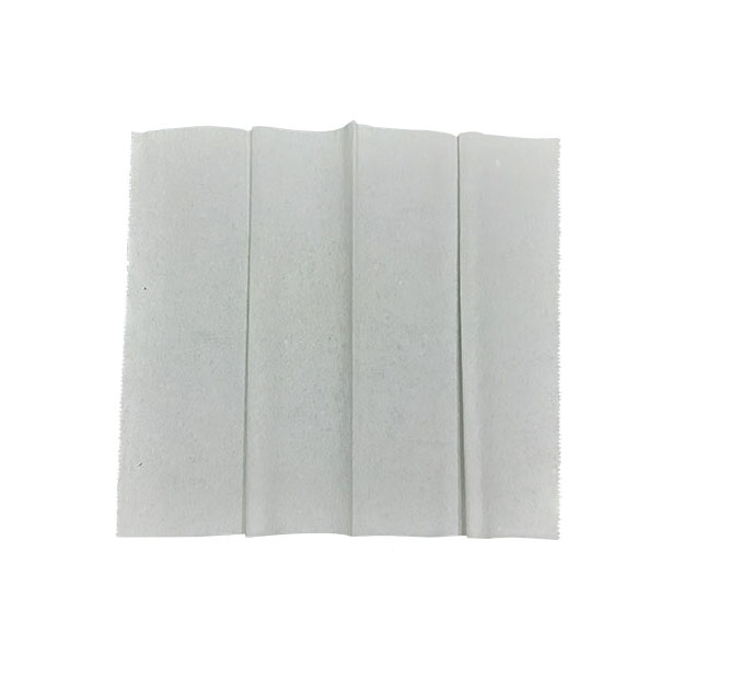 toallas de papel intercalada color blanco.